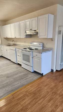 2BR/1BA Duplex on Keith Way Apt B · Morgan Hill photo 2
