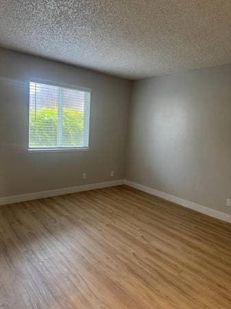 1BR/1BA Apartment on Peach Tree Drive · Fairfield photo 4