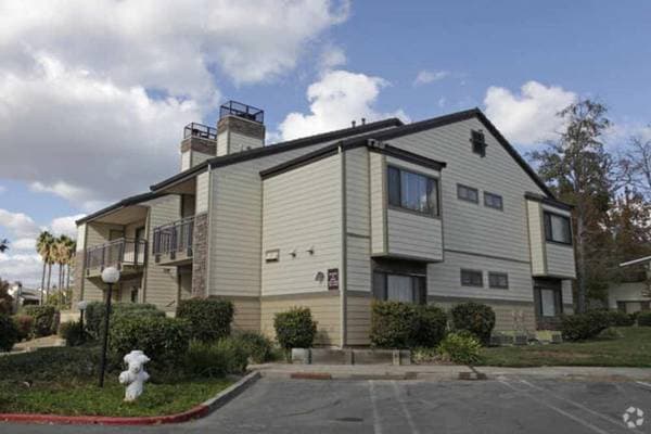 2BR/2BA Apartment on James Donlon Blvd · Antioch photo 2