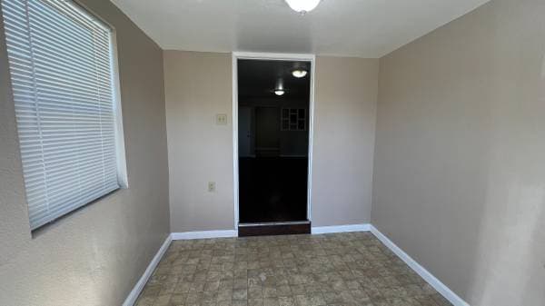 9814 C St Oakland, CA 94603 photo 3
