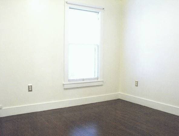 1BR/1BA Apartment · Oakland photo 4