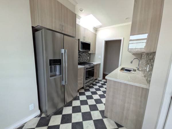 1BR/1BA Apartment on 19th St · San Francisco photo 2