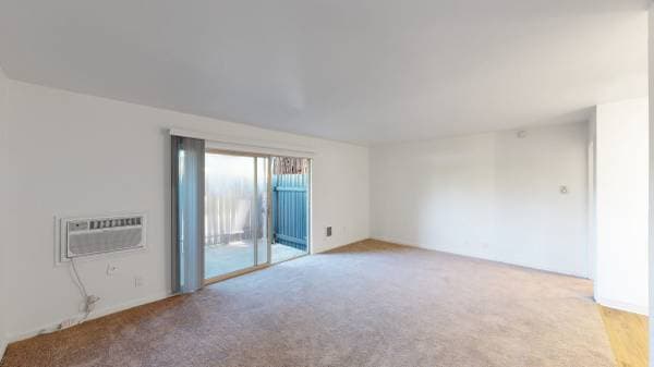 1BR/1BA Apartment on Ignacio Blvd - 137 · Novato photo 1
