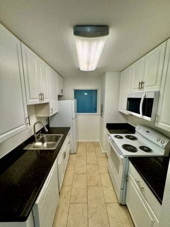 2BR/2BA Apartment on Ignacio Blvd - 147 · Novato photo 2