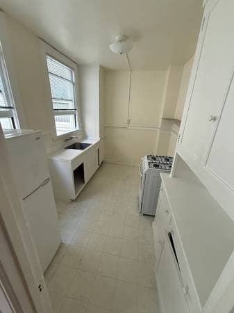 0BR/1BA Apartment · San Francisco photo 1