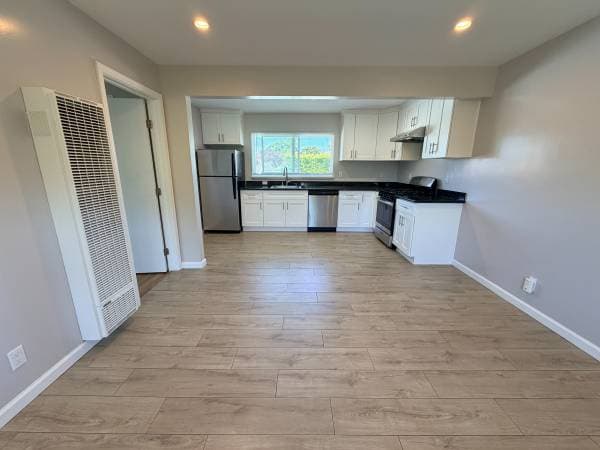 1BR/1BA Apartment · Berkeley photo 3