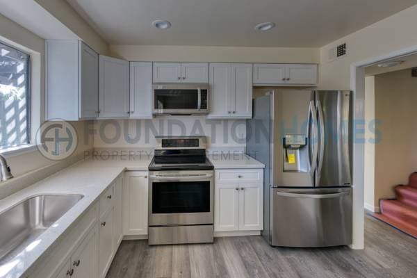 3BR/3BA Townhouse on San Marin Dr. · Novato photo 3