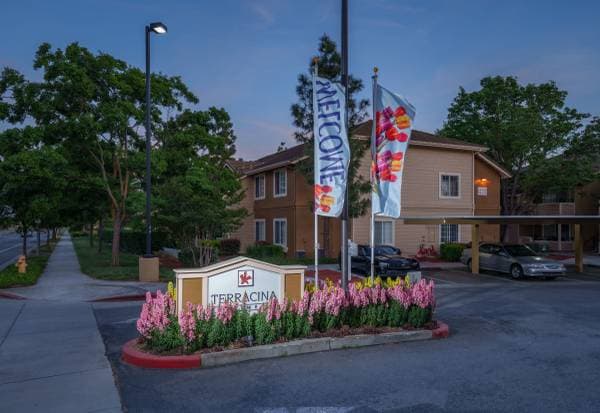 2BR/1BA Apartment · Morgan Hill photo 3