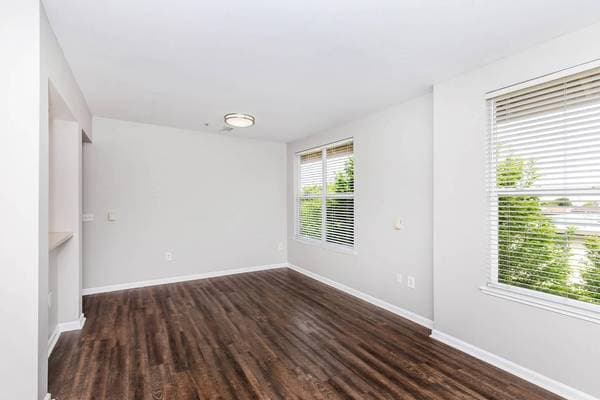 1BR/1BA Apartment on Schmidt Lane · El Cerrito photo 4