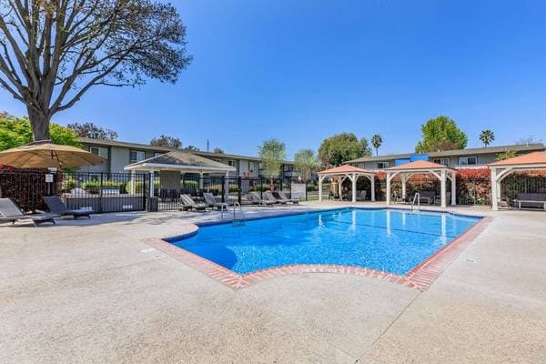 1BR/1BA Apartment on Stokes Street · San Jose photo 1