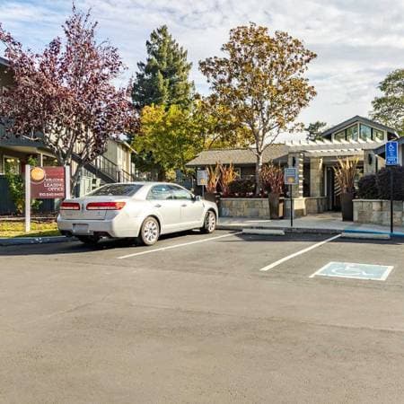 2BR/2BA Apartment on Paseo Padre Pkwy · Fremont photo 5