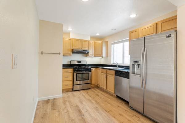 4BR/2BA Flat · San Francisco photo 1