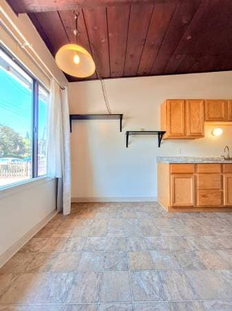2BR/1BA Duplex on Gladys Ave · Mountain View photo 5