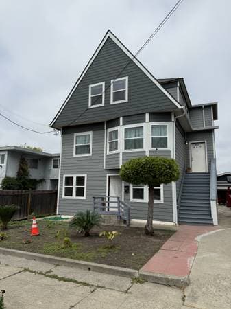 3BR/2BA Flat · Berkeley photo 1