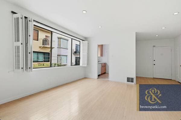 1BR/1BA Apartment on Bret Harte Terrace · San Francisco photo 5