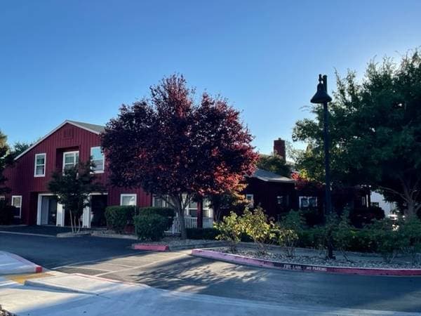 1BR/1BA Apartment · Santa Rosa photo 3