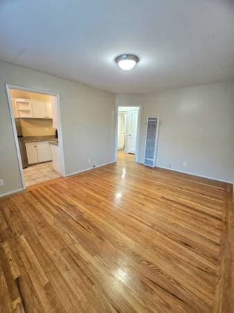 1BR/1BA Apartment on Emerson Street · Palo Alto photo 4
