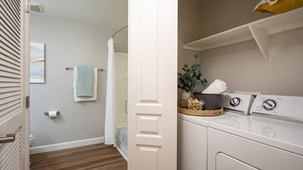 1BR/1BA Apartment on Round Barn Blvd · Santa Rosa photo 1