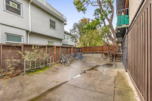 1BR/1BA Apartment · Berkeley photo 4