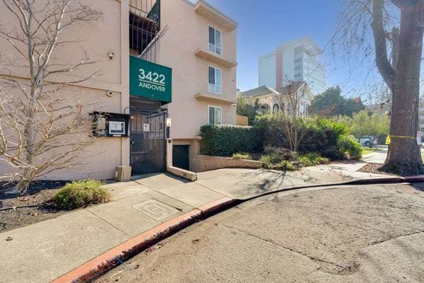 1BR/1BA Apartment on Andover St. · Oakland photo 1