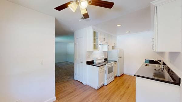 2BR/1BA Single Family House on Happy Ln · Boyes Hot Springs photo 1