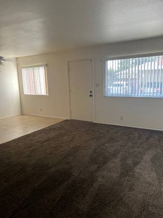 2BR/1BA Apartment · Hayward photo 2