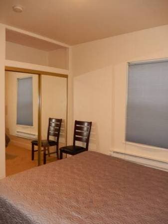 3BR/2BA Apartment · Berkeley photo 2