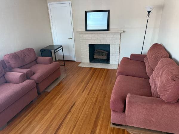 1BR/1BA Apartment · Berkeley photo 1