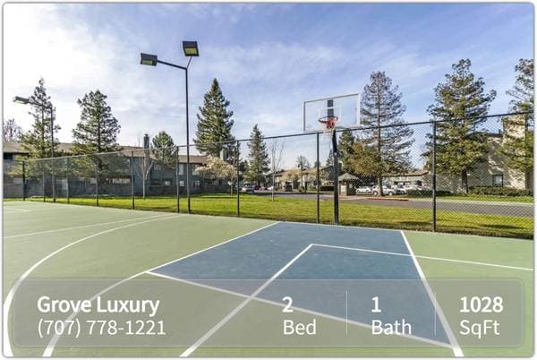 2BR/1BA Apartment on Lakeville Cir · Petaluma photo 3