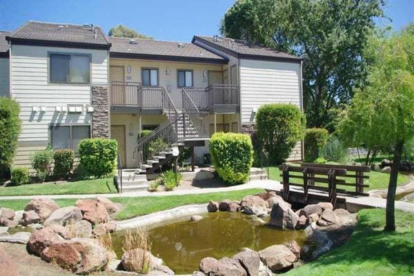 2BR/2BA Apartment on James Donlon Blvd · Antioch photo 4