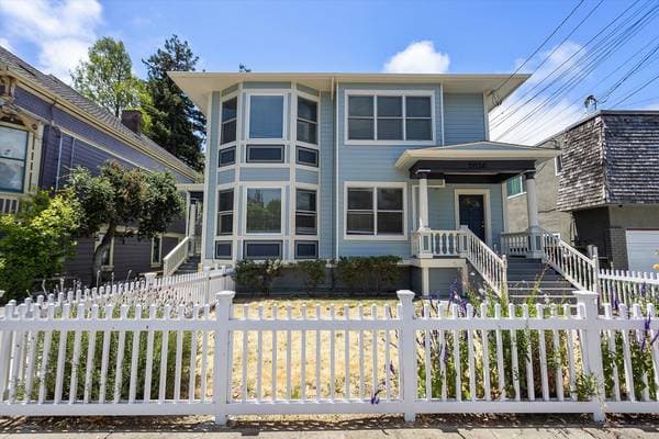 3BR/2BA Apartment on San Antonio Ave · Alameda photo 1