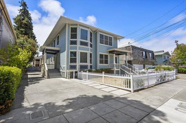 3BR/2BA Apartment on San Antonio Ave · Alameda photo 2
