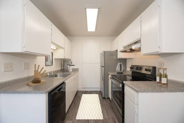 2BR/2BA Apartment on Arnold Drive · Pleasant Hill photo 5