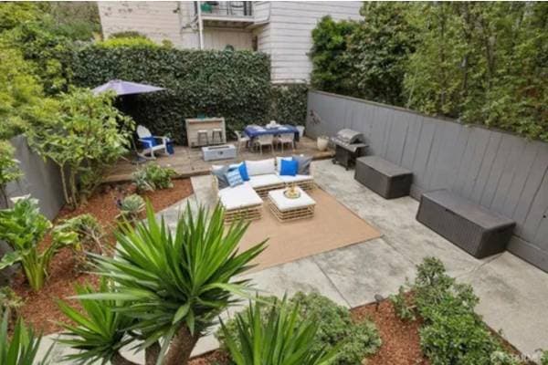 2BR/2BA Condo on Van Ness Avenue · San Francisco photo 2