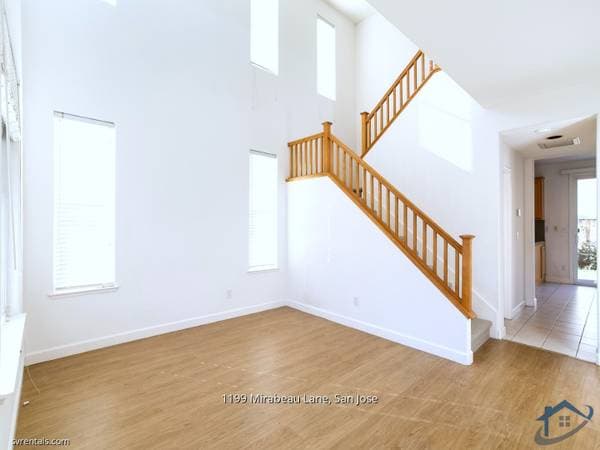 1199 Mirabeau LN photo 3