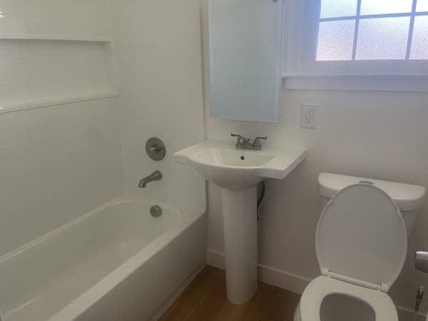 2BR/1BA Townhouse · Vallejo photo 5