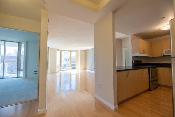 2BR/2BA Condo on King Street · San Francisco photo 2