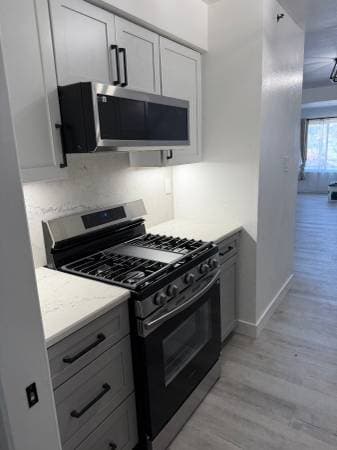 2BR/1BA Condo on Greendale · South San Francisco photo 4