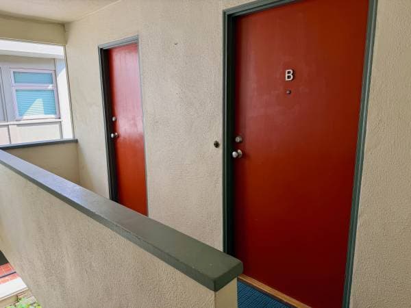 2BR/1BA Apartment · Oakland photo 1