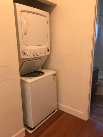 4BR/2BA Apartment on 53rd St · Oakland photo 3