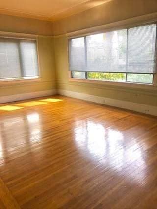 4BR/2BA Apartment on 53rd St · Oakland photo 4