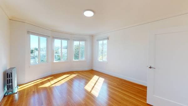 2BR/1BA Apartment on Lyon Street · San Francisco photo 1
