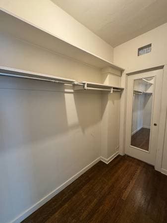 0BR/1BA Apartment on Bay St · San Francisco photo 5