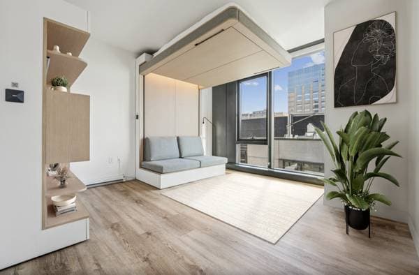4BR/2BA Apartment on Broadway · Oakland photo 1