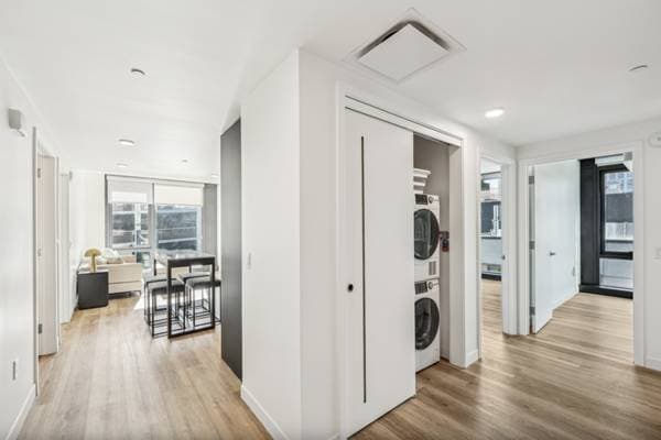 4BR/2BA Apartment on Broadway · Oakland photo 5