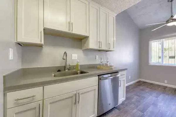 1BR/1BA Apartment on S Bernardo Ave · Sunnyvale photo 1