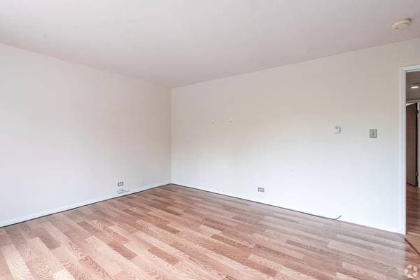 2BR/1BA Apartment · Berkeley photo 5