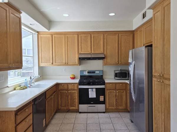 Renovated Single Family Home In The Heart Of Central Alameda photo 3