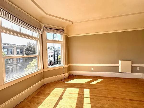 Larkin Street Apartments photo 2