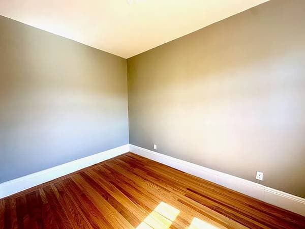 Larkin Street Apartments photo 4